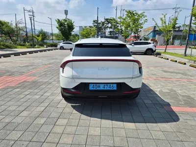 Kia EV6 2022, 72260 км, за 18701.89 USD