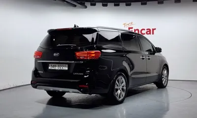 Kia Canival 2019, 84604 км, за 11166.57 USD