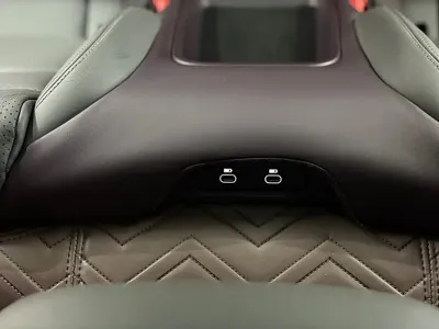 Porsche Taycan 2021, 126000 км, за 52537 USD - фото 15