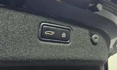 Genesis G70 2019, 182540 км, за 12275.17 USD - фото 20