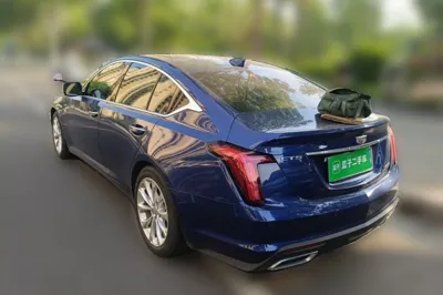 Cadillac CT5 2023, 39900 км, за 25097 USD