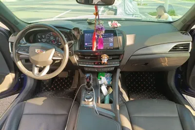 Cadillac CT5 2023, 39900 км, за 25097 USD - фото 9