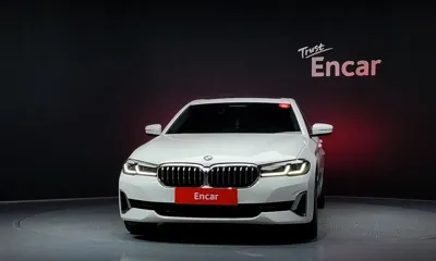 BMW 5-Series 2021, 52388 км, за 18865.49 USD