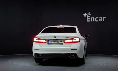 BMW 5-Series 2021, 52388 км, за 18865.49 USD