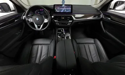 BMW 5-Series 2021, 52388 км, за 18865.49 USD - фото 7