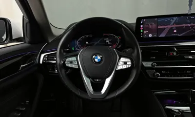 BMW 5-Series 2021, 52388 км, за 18865.49 USD - фото 13