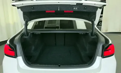 BMW 5-Series 2021, 52388 км, за 18865.49 USD - фото 20
