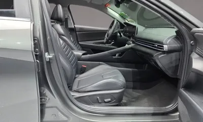 Hyundai Avante 2024, 59272 км, за 15628.05 USD - фото 26