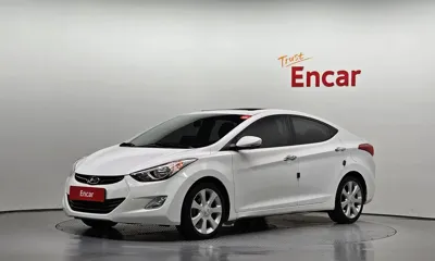 Hyundai Avante · 2012 год