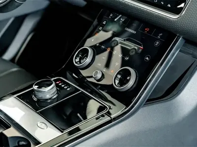 Land Rover Velar 2018, 57800 км, за 28839.94 USD - фото 18