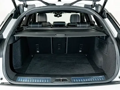 Land Rover Velar 2018, 57800 км, за 28839.94 USD - фото 23
