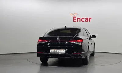 Hyundai Avante 2021, 56217 км, за 9386.9 USD