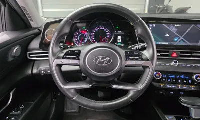 Hyundai Avante 2021, 56217 км, за 9386.9 USD - фото 12