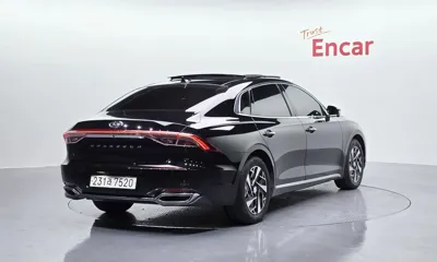 Hyundai Grandeur 2023, 88261 км, за 17112.65 USD