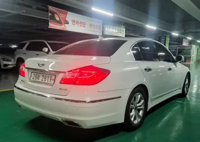 Hyundai Genesis 2013, 88556 км, за 4923.2 USD - фото 15