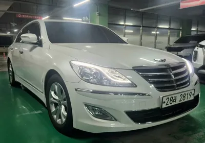Hyundai Genesis 2013, 88556 км, за 4923.2 USD - фото 17