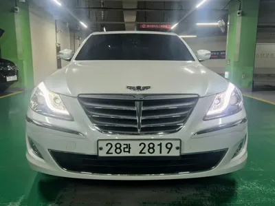 Hyundai Genesis 2013, 88556 км, за 4923.2 USD - фото 18