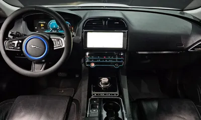 Jaguar F-Pace 2018, 124135 км, за 8861.76 USD - фото 7