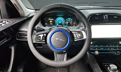 Jaguar F-Pace 2018, 124135 км, за 8861.76 USD - фото 13