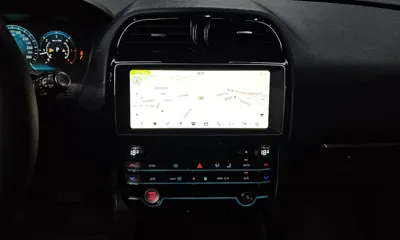 Jaguar F-Pace 2018, 124135 км, за 8861.76 USD - фото 14
