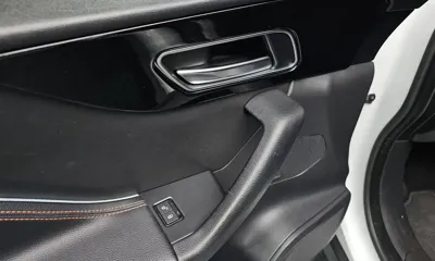 Jaguar F-Pace 2018, 124135 км, за 8861.76 USD - фото 36