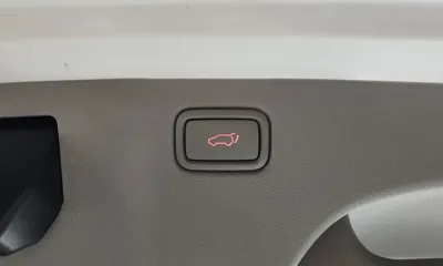 Kia Canival 2016, 94942 км, за 7542.34 USD - фото 17