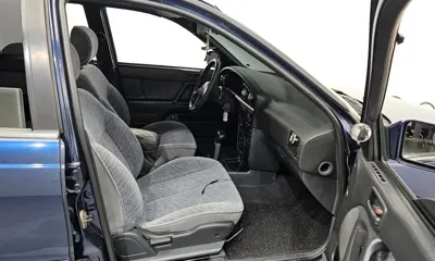 Hyundai Elantra 1994, 65084 км, за 2824.49 USD - фото 11