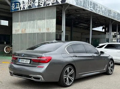 BMW 7-Series 2018, 93982 км, за 22687.37 USD