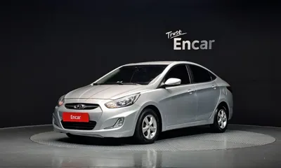 Hyundai Accent · 2012 год