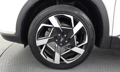 Hyundai Santafe 2023, 38262 км, за 17773.37 USD