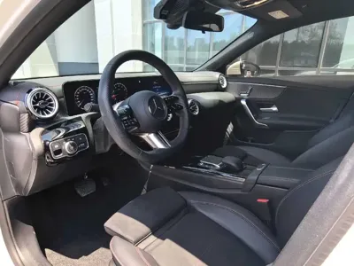 Mercedes-Benz A-Class 2024, 25000 км, за 20598.49 USD - фото 10