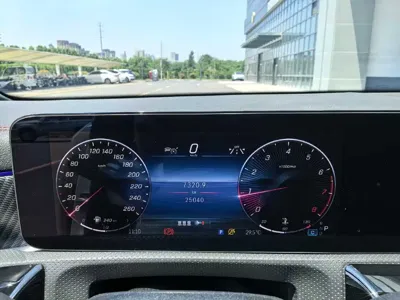 Mercedes-Benz A-Class 2024, 25000 км, за 20598.49 USD - фото 13