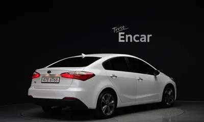 Kia K3 2014, 66093 км, за 3612.72 USD