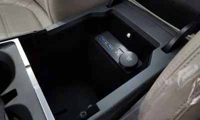 Jaguar E-Pace 2018, 60354 км, за 8925.09 USD - фото 34