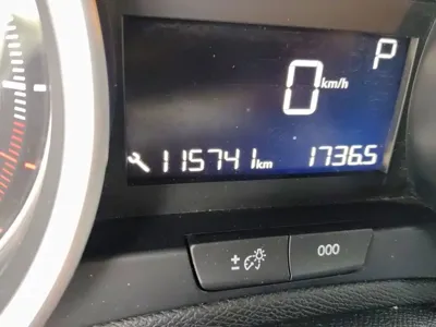 Peugeot 408 2017, 115700 км, за 3880.81 USD