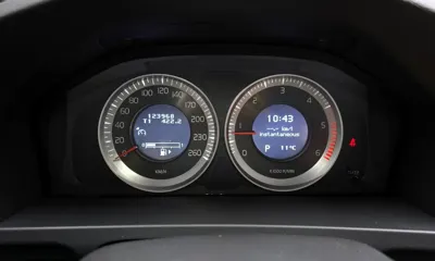 Volvo V60 2013, 123968 км, за 3503.44 USD - фото 8