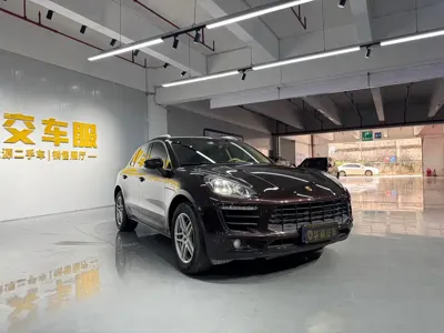 Porsche Macan 2014, 169000 км, за 14134.51 USD