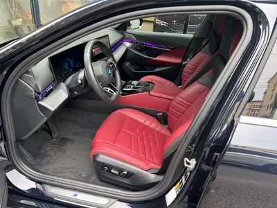 BMW i5 2025, 15000 км, за 42641.9 USD - фото 8