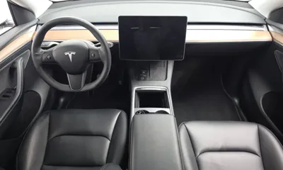 Tesla Model Y 2024, 56765 км, за 24222.13 USD - фото 7