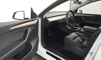Tesla Model Y 2024, 56765 км, за 24222.13 USD - фото 10