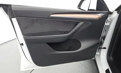 Tesla Model Y 2024, 56765 км, за 24222.13 USD - фото 24