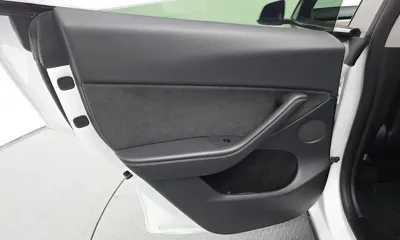 Tesla Model Y 2024, 56765 км, за 24222.13 USD - фото 25