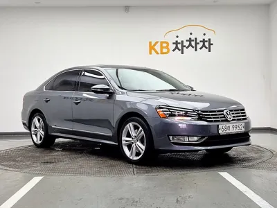 Volkswagen Passat 2015, 121364 км, за 3255.84 USD