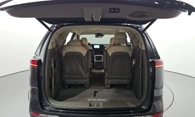 Kia Canival 2023, 113194 км, за 15791.21 USD - фото 20