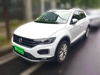 Volkswagen T-Roc 2018, 85300 км, за 6643.8 USD