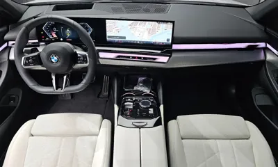 BMW 5-Series 2026, 12718 км, за 46449.54 USD - фото 7