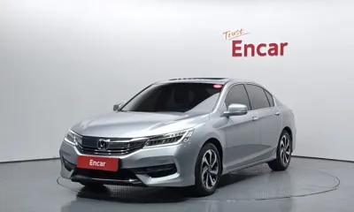 Honda Accord · 2017 год