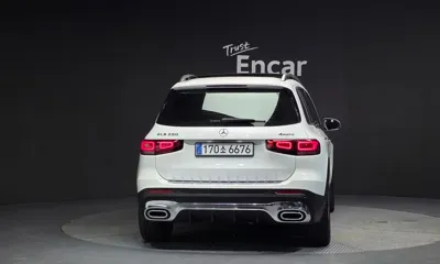 Mercedes-Benz GLB-Class 2020, 76079 км, за 21990.29 USD