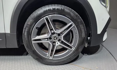 Mercedes-Benz GLB-Class 2020, 76079 км, за 21990.29 USD