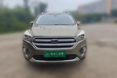 Ford Kuga 2017, 107500 км, за 7071 USD